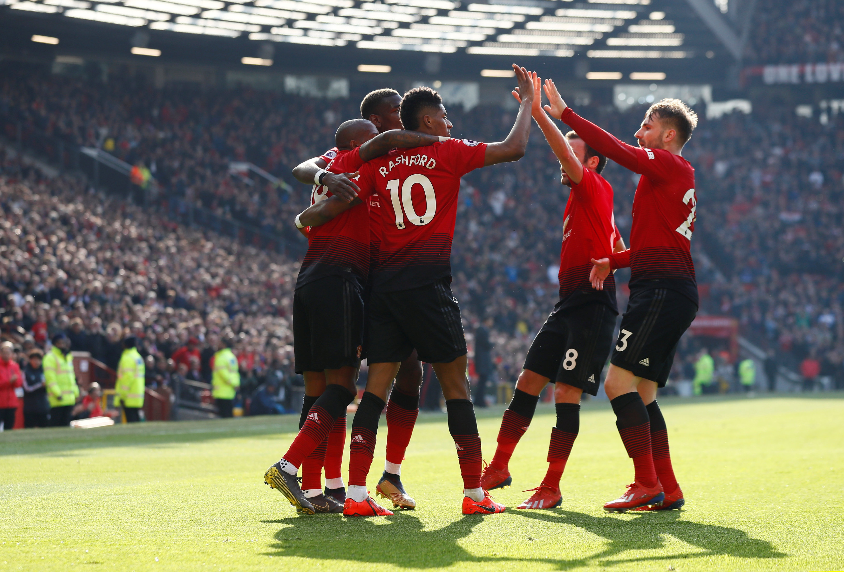 通过踢出极 通过踢出极